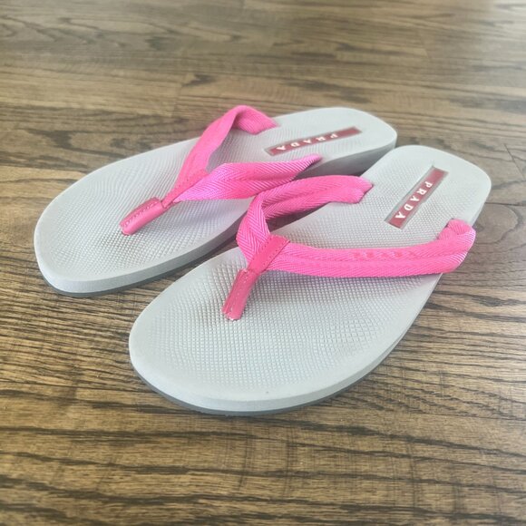 PRADA ~ FLIP FLOPS/THONG SANDALS Pink ~ SIZE EUR 37 ~ 6.5/7 - Picture 2 of 9